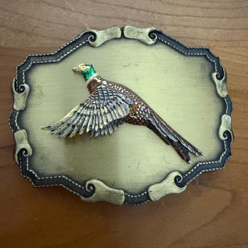 Vintage 1978 Raintree Flying Pheasant Belt Buckle Enamel Bird Gold Tone Ornate